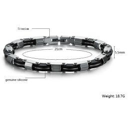 Ampia Varietà Di Braccialetti In Silicone E Titanio