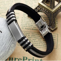 Ampia Varietà Di Braccialetti In Silicone E Titanio