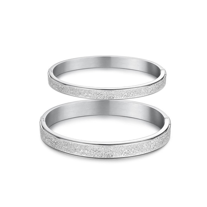 Bracciale In Titanio Scrub Di Qualità Stabile Per Gli Amanti Bracciale In Titanio Scrub Di Qualità Stabile Per Gli Amanti