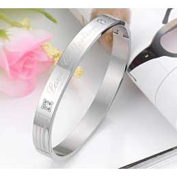 Bracciale In Titanio Con Strass, Qualità E Quantità Garantite Per Gli Amanti