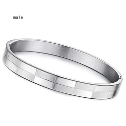 Ampia Varietà Di Bracciale In Titanio Con Griglia Per Gli Amanti