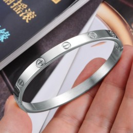 Bracciale In Titanio Da Donna, Qualità E Quantità Garantite