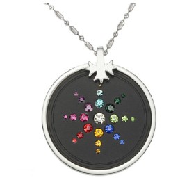 Collana In Titanio Pelelith Con Diamante, Nota Per La Sua Qualità Eccellente