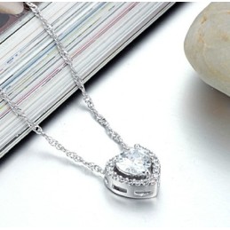 Collana In Titanio Placcata In Platino Con Strass, Di Qualità Affidabile, Per Donna.
