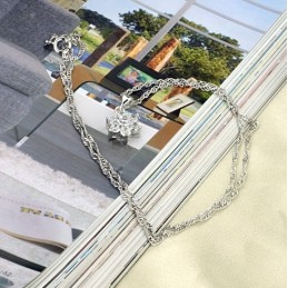 Collana Da Donna In Titanio Placcato Platino Con Strass "To Have A Long Story"
