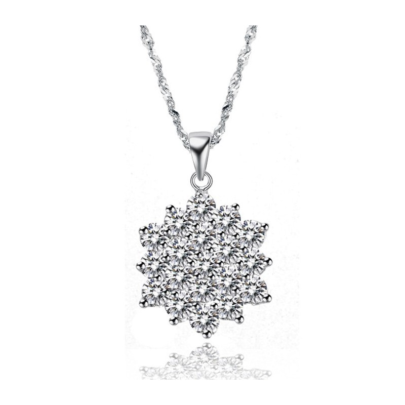 Collana Da Donna In Titanio Placcato Platino Con Stelle, Qualità E Quantità Garantite Collana Da Donna In Titanio Placcato Platino Con Stelle, Qualità E Quantità Garantite
