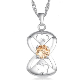 Ampia Varietà Di Collana In Titanio Placcato In Platino A Forma Di Farfalla Da Donna