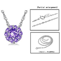 Noto Per La Sua Raffinata Qualità, La Collana Da Donna In Titanio Placcato In Platino