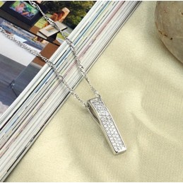 Ampia Varietà Di Collana In Titanio Placcato Platino Da Donna