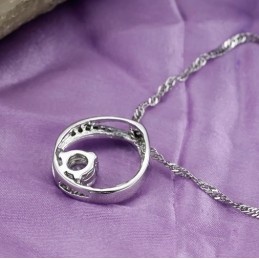 Collana In Titanio Placcato Platino Conciso Da Donna Di Qualità Stabile