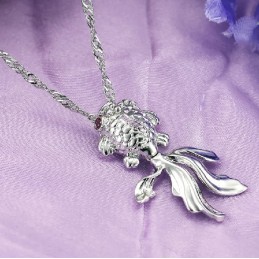 Collana In Titanio Placcato Platino A Forma Di Pesce Femminile, Facile Da Usare