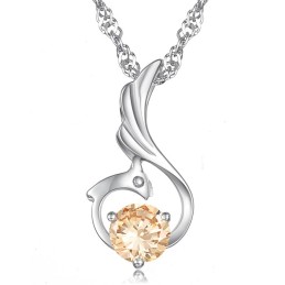 Collana Di Qualità Eccellente In Titanio Placcato Platino A Forma Di Fenice Femminile