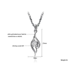 Collana Di Alta Qualità In Titanio Placcato Platino A Forma Di Piuma Da Donna