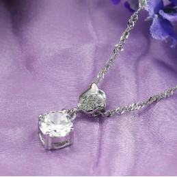 Collana In Titanio Placcato Platino A Forma Di Rosa Da Donna, Con Strass, Della Regina Della Qualità