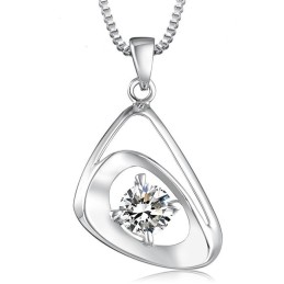 Collana Da Donna In Titanio Placcato Platino Con Qualità E Quantità Garantite