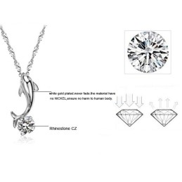 Collana In Titanio Placcato In Platino Con Diamante A Forma Di Delfino Da Donna, Con Garanzia Di Qualità E Quantità