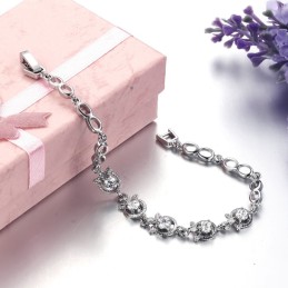 Bracciale In Titanio Placcato In Platino A Forma Di Trifoglio Da Donna, Qualità E Quantità Garantite