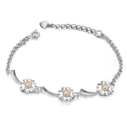 Bracciale In Titanio Placcato In Platino A Forma Di Trifoglio Femminile, Durevole Nell'Uso