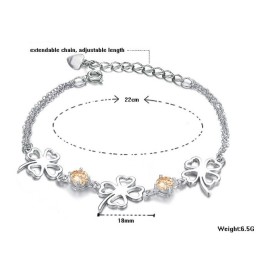 Bracciale In Titanio Placcato In Platino A Forma Di Trifoglio Femminile Di Eccellente Qualità