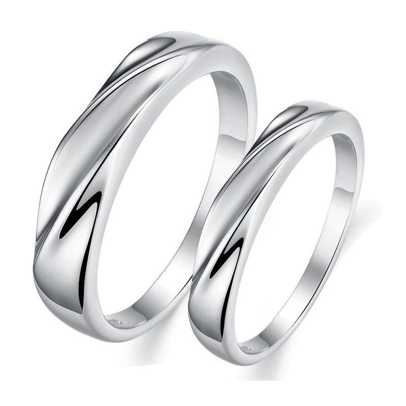 Anello In Titanio Placcato Platino Di Alta Qualità Per Gli Amanti Anello In Titanio Placcato Platino Di Alta Qualità Per Gli Amanti