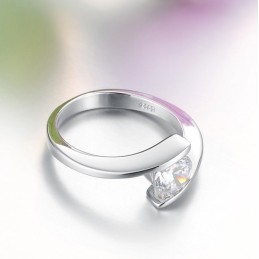 Anello Da Donna In Titanio Placcato In Platino Con Strass, Dalle Prestazioni Affidabili