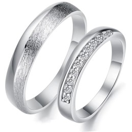 Anello In Titanio Placcato In Platino Di Fama Mondiale Per Amanti Con Strass