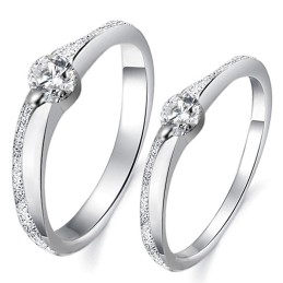 Anello In Titanio Placcato Platino Con Qualità E Quantità Garantite Per Gli Amanti Con Strass