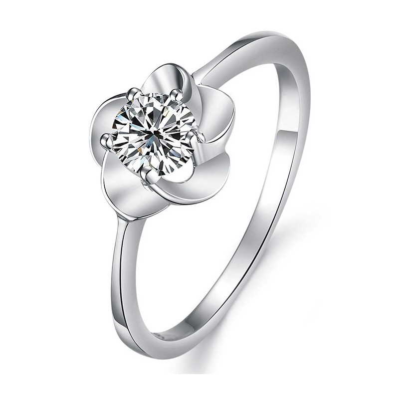 Anello In Titanio Placcato Platino, Regina Della Moda Femminile Di Qualità Anello In Titanio Placcato Platino, Regina Della Moda Femminile Di Qualità