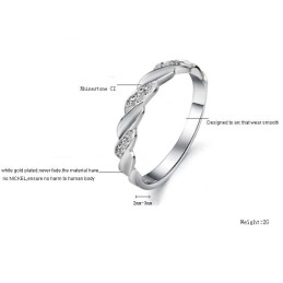 Anello Maschile In Titanio Placcato In Platino Di Qualità Stabile