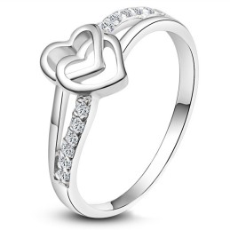 Anello Da Donna In Titanio Placcato In Platino Con Cuore Di Ottima Qualità