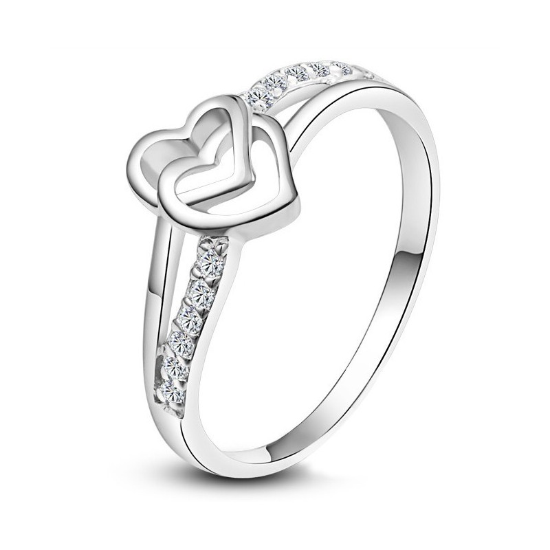Anello Da Donna In Titanio Placcato In Platino Con Cuore Di Ottima Qualità Anello Da Donna In Titanio Placcato In Platino Con Cuore Di Ottima Qualità