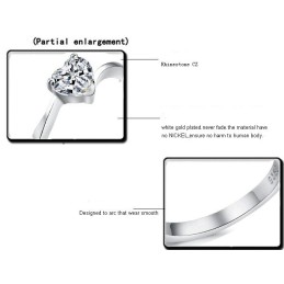 Anello Da Donna In Titanio Placcato Platino Con Strass, Modello "Regina Della Qualità"