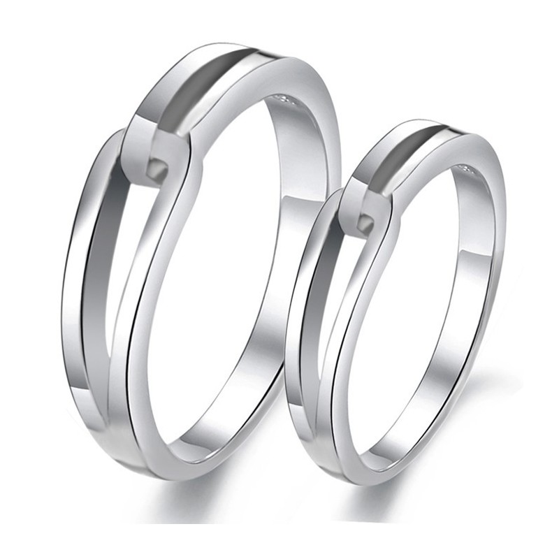 Anello In Titanio Placcato In Platino Con Qualità E Quantità Assicurate Per Gli Amanti Anello In Titanio Placcato In Platino Con Qualità E Quantità Assicurate Per Gli Amanti