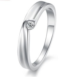 Anello In Titanio Placcato In Platino Di Qualità Stabile Per Gli Amanti Con Strass