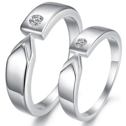 Anello In Titanio Placcato Platino Di Alta Qualità Per Amanti Con Strass