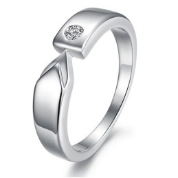 Anello In Titanio Placcato Platino Di Alta Qualità Per Amanti Con Strass