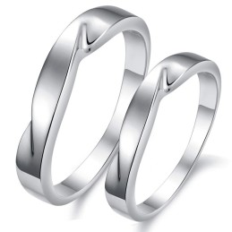 Anello In Titanio Placcato Platino Conciso, Qualità E Quantità Garantite Per Gli Amanti