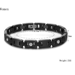 Noto Per Il Suo Braccialetto In Ceramica Di Tungsteno Nero Di Alta Qualità Per Gli Amanti Con Strass