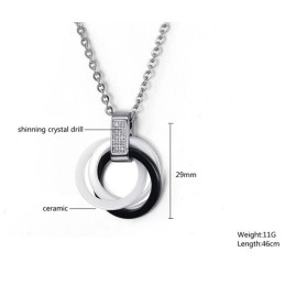 Noto Per La Sua Raffinata Collana In Ceramica Di Tungsteno Bianco E Nero