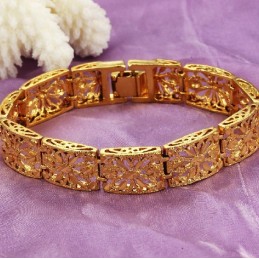 Bracciale Placcato Oro 18 Carati Con Ciondolo A Forma Di Cava Da Donna, Qualità E Quantità Garantite