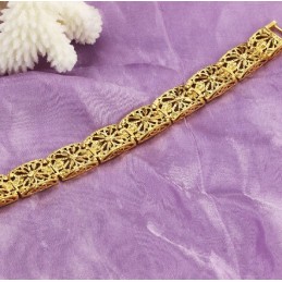 Bracciale Placcato Oro 18 Carati Con Ciondolo A Forma Di Cava Da Donna, Qualità E Quantità Garantite