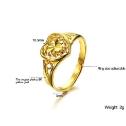 Noto Per La Sua Raffinata Qualità, L'Anello A Forma Di Cuore Placcato In Oro 18 Carati
