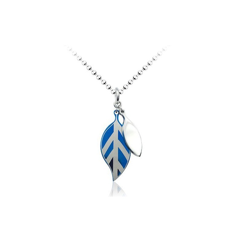 Ciondolo In Titanio Con Foglia Blu Moda - Catena Gratuita Ciondolo In Titanio Con Foglia Blu Moda - Catena Gratuita