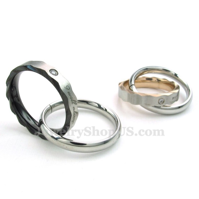 Collana Con Ciondolo Di Coppia In Titanio Bicolore (Catena Libera) (Un Paio) Collana Con Ciondolo Di Coppia In Titanio Bicolore (Catena Libera) (Un Paio)