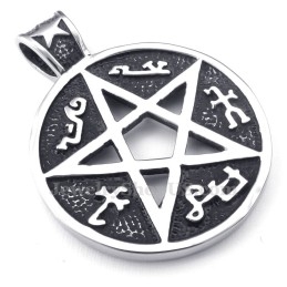 Collana Con Ciondolo A Stella A Cinque Punte In Titanio (Catena Gratuita)