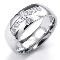 Anello Con Croce In Titanio