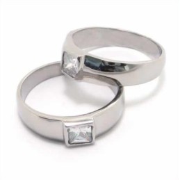 Anello A Fascia In Titanio Intarsiato Con Diamanti Da 6 Mm