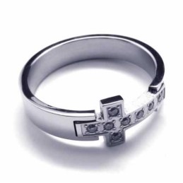 Anello Unisex In Titanio Con Croce E Diamanti Da 8 Mm