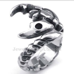 Anello Scorpione In Titanio Con Zircone Nero
