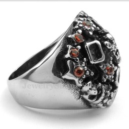 Anello Teschio In Titanio Con Zircone Rosso